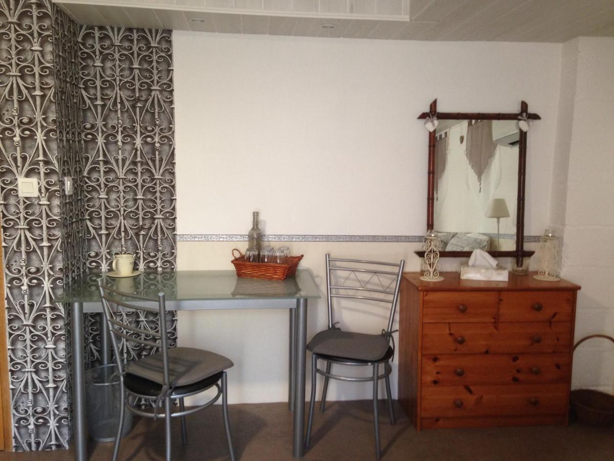 Chambre D'Hotes Hola Laval  Dış mekan fotoğraf