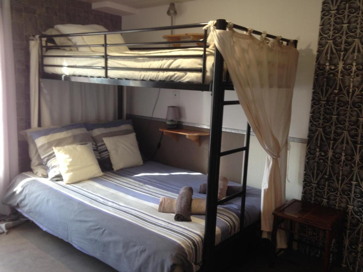 Chambre D'Hotes Hola Laval  Dış mekan fotoğraf